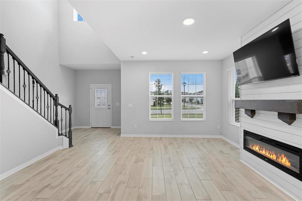 730 Rivington Drive DeBary, FL 32713 - Photo 15 of 47 a view of livingroom with hardwood floor