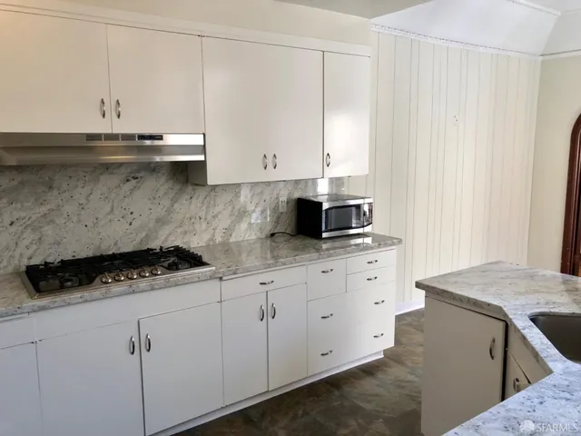 $7,500 | Avenue, San Francisco, CA 94122