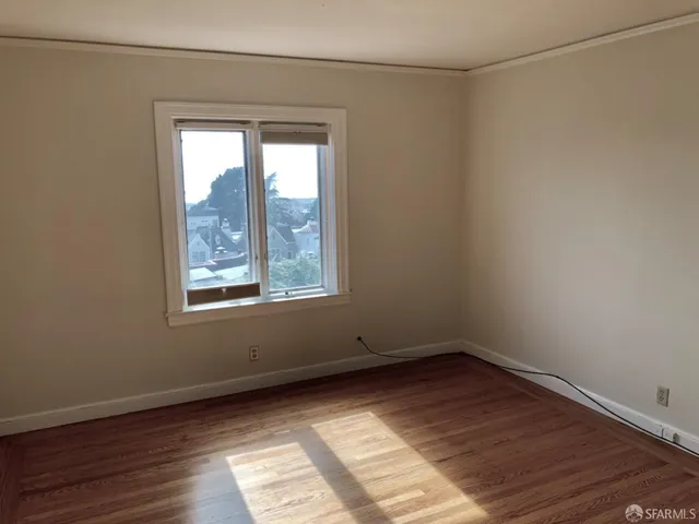 $7,500 | Avenue, San Francisco, CA 94122