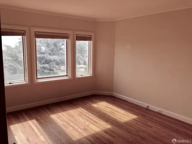 $7,500 | Avenue, San Francisco, CA 94122