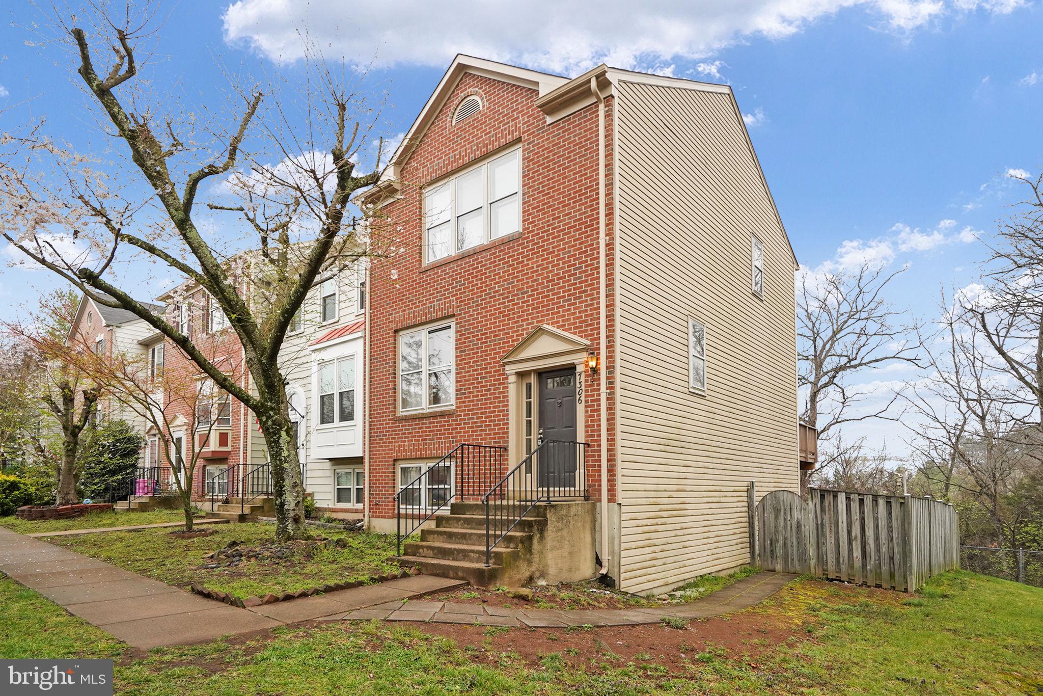 7306 St Johns Court, Manassas, VA 20109 Compass