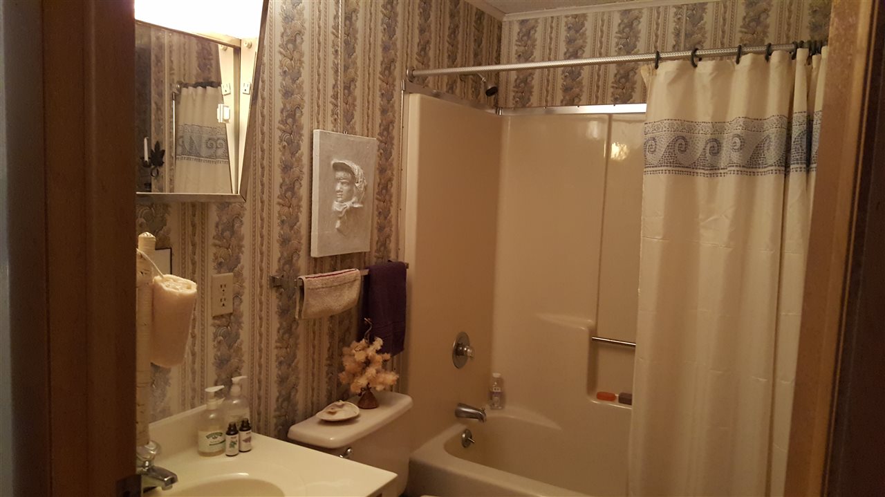 209 Chaisson Road Plymouth, NH 03264 - Photo 27 of 29 Gallery Image 27