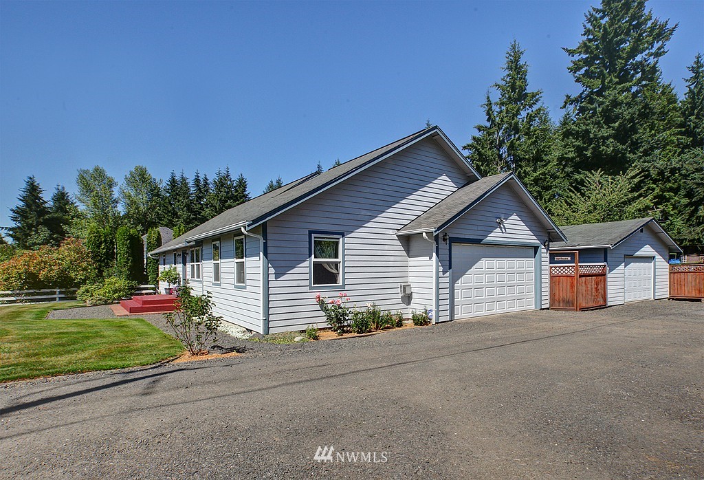 20922 Pugh Road Northeast Poulsbo, WA 98370 - Photo 2 of 21 Gallery Image 2