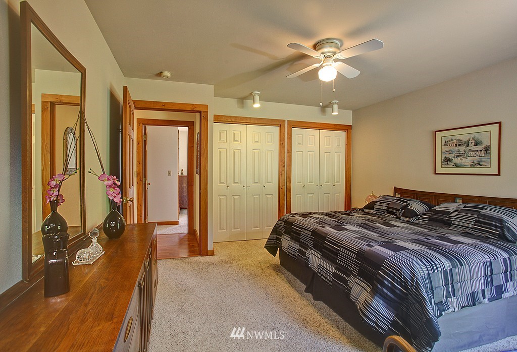20922 Pugh Road Northeast Poulsbo, WA 98370 - Photo 12 of 21 Gallery Image 12
