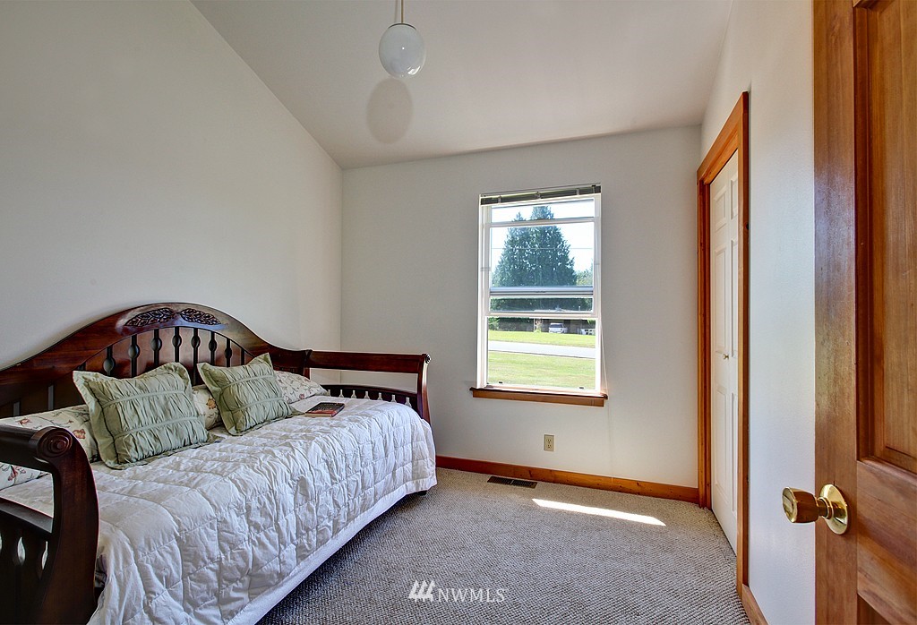 20922 Pugh Road Northeast Poulsbo, WA 98370 - Photo 15 of 21 Gallery Image 15