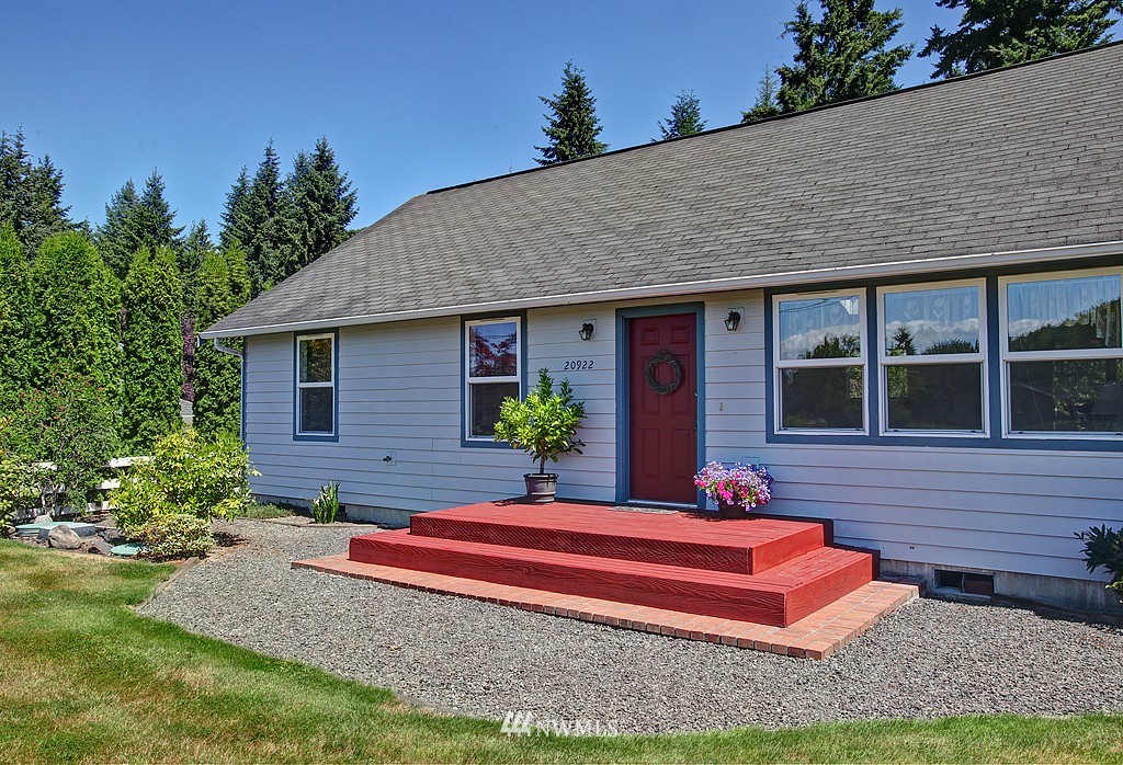 20922 Pugh Road Northeast Poulsbo, WA 98370 - Photo 3 of 21 Gallery Image 3