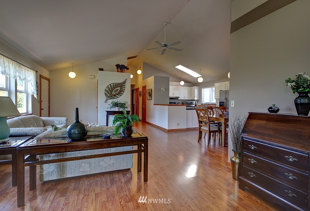 20922 Pugh Road Northeast Poulsbo, WA 98370 - Photo 8 of 21 Gallery Image 8