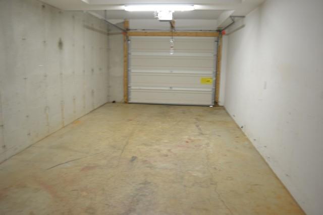 1528 Merriman Way Road Moneta, VA 24121 - Photo 15 of 21 garage