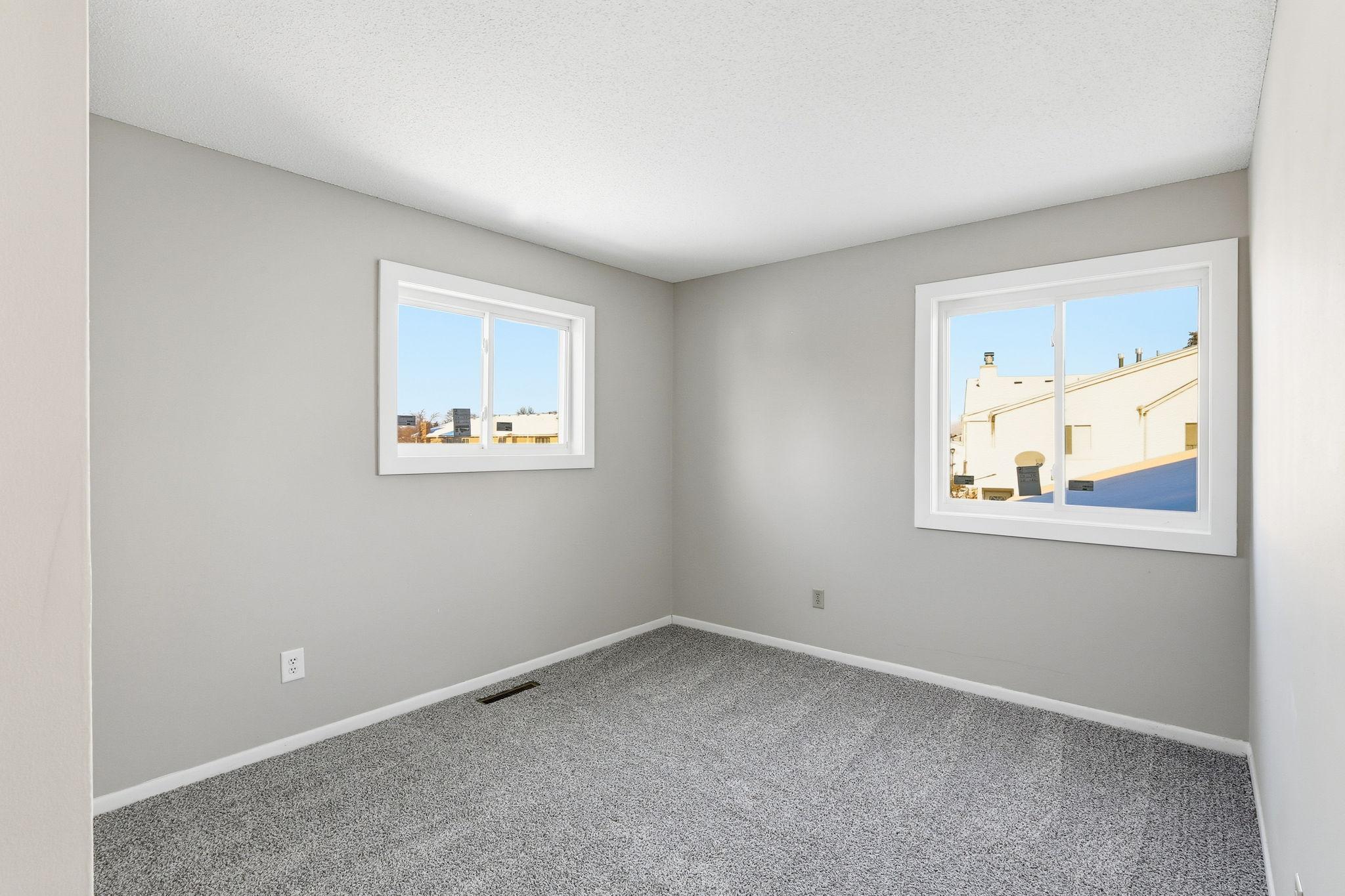 15730 Griffon Path Apple Valley, MN 55124 - Photo 17 of 26