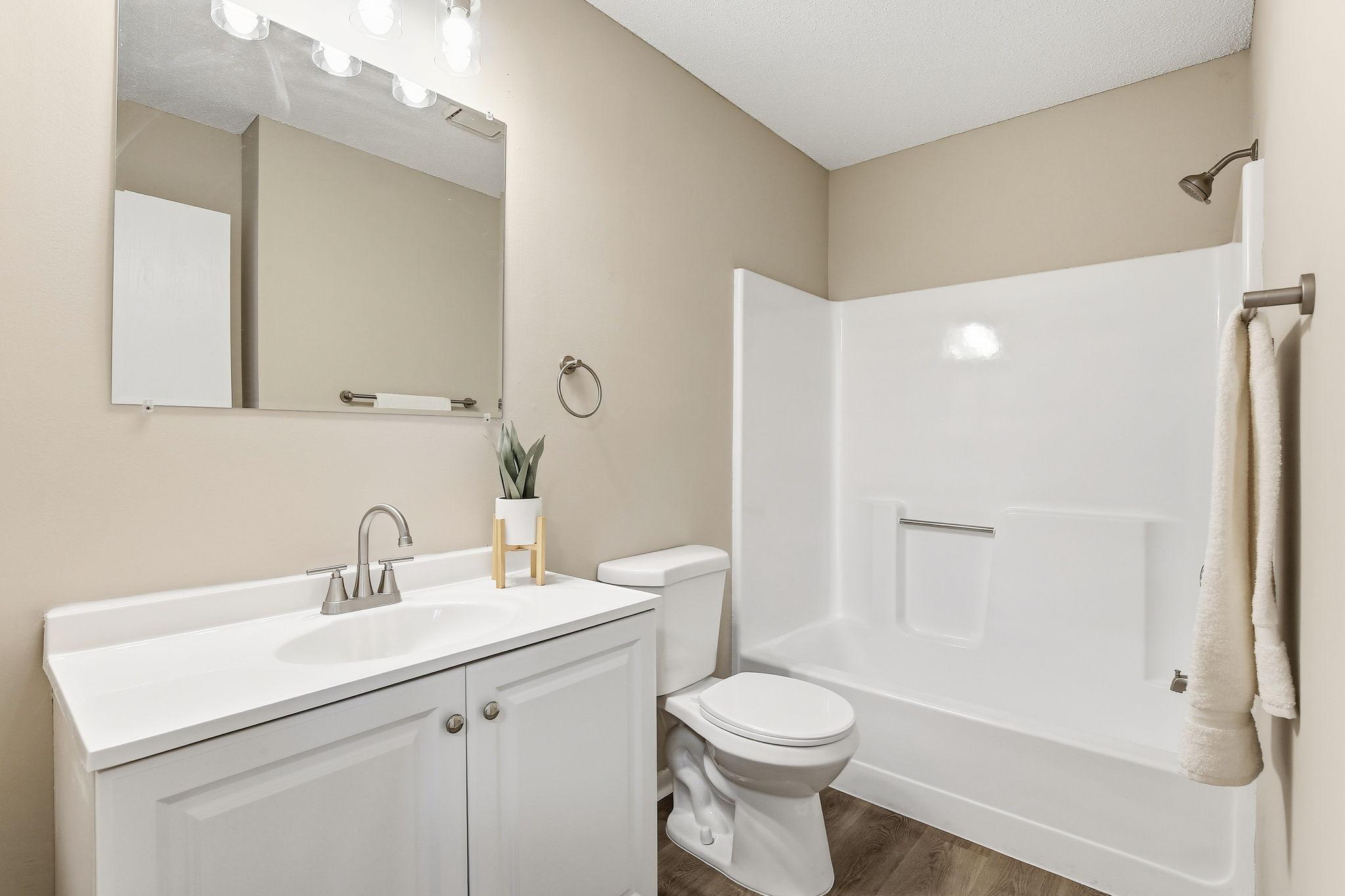 15730 Griffon Path Apple Valley, MN 55124 - Photo 19 of 26