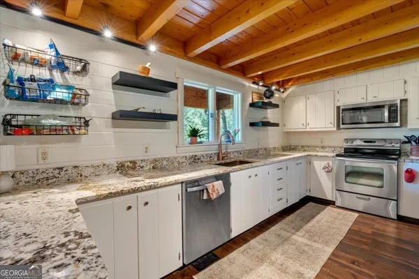 $649,999 | 179 Hogan Road, Brooks, GA 30205