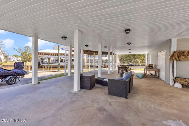 $675,000 | 106 Kelly Cove, Pass Christian, MS 39571