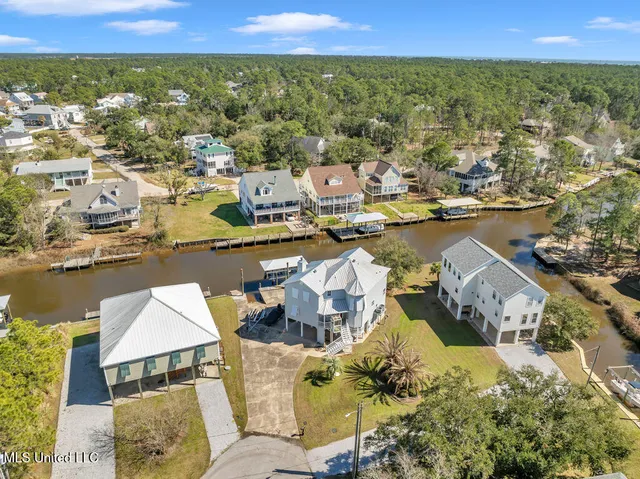 $675,000 | 106 Kelly Cove, Pass Christian, MS 39571