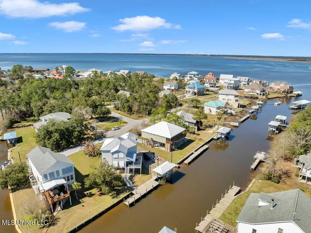 $675,000 | 106 Kelly Cove, Pass Christian, MS 39571