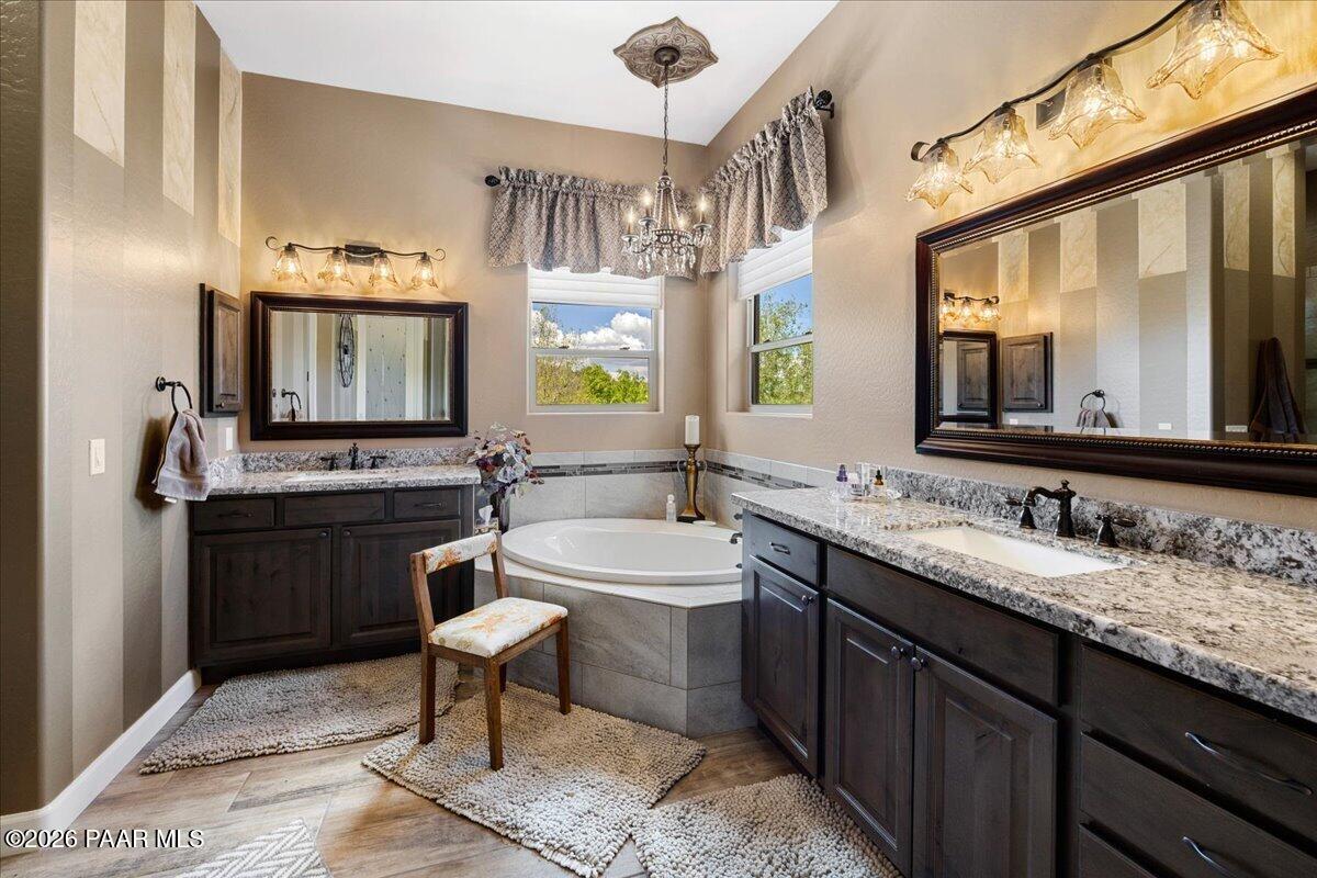 594 Haisley Road Prescott, AZ 86303 - Photo 27 of 53 27-Master Bedroom