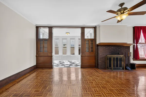 a view of a entryway with furniture