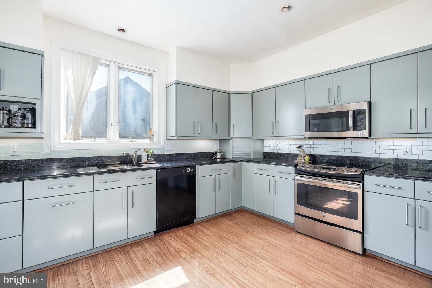 7100 Exfair Road Bethesda, MD 20814 - Photo 13 of 38