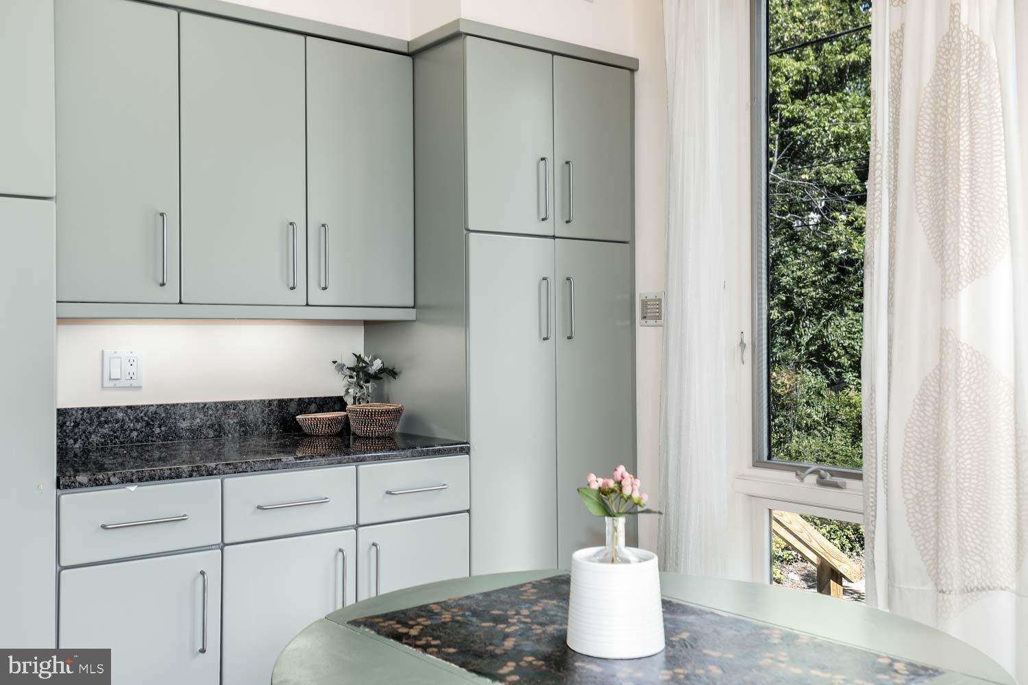 7100 Exfair Road Bethesda, MD 20814 - Photo 15 of 38