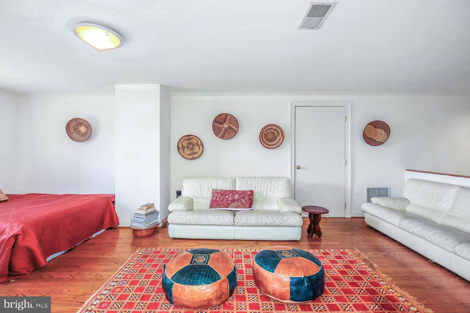 7100 Exfair Road Bethesda, MD 20814 - Photo 24 of 38