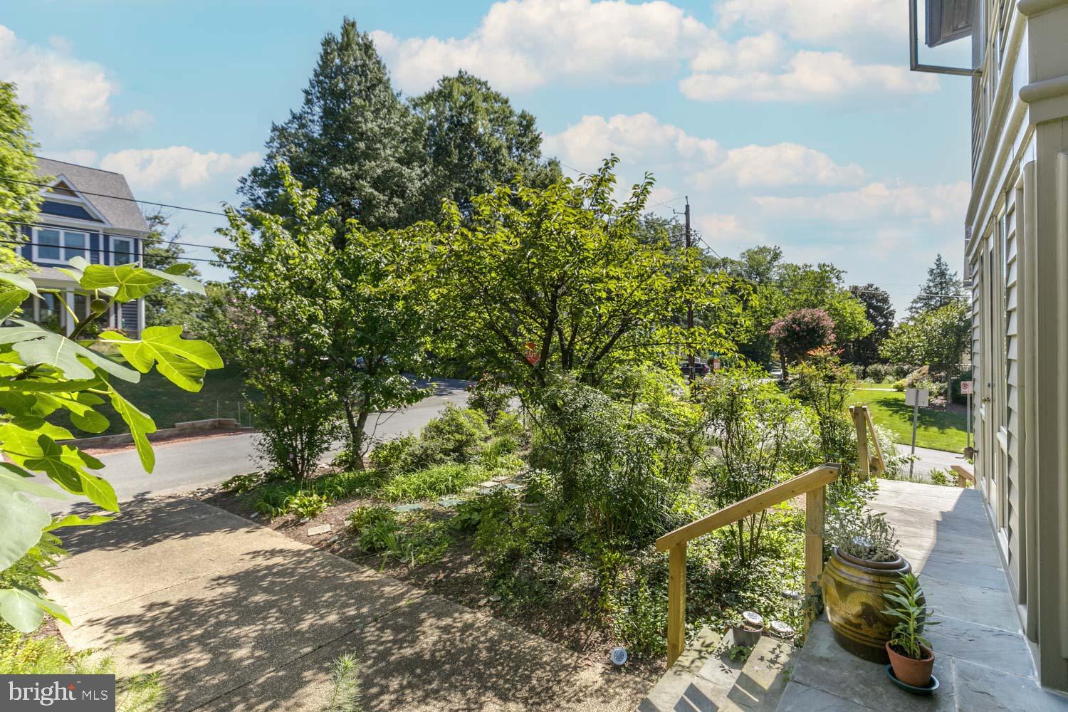 7100 Exfair Road Bethesda, MD 20814 - Photo 29 of 38