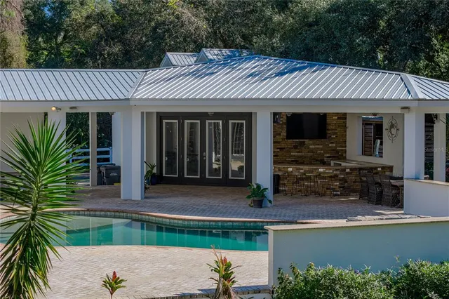 $1,200,000 | 209 Frenchmans Creek Way, Winter Haven, FL 33884