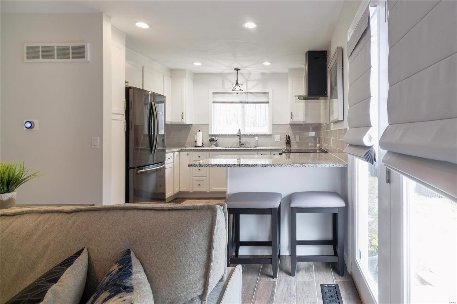 1618 Meadowside Drive St. Louis, MO 63146 - Photo 17 of 33