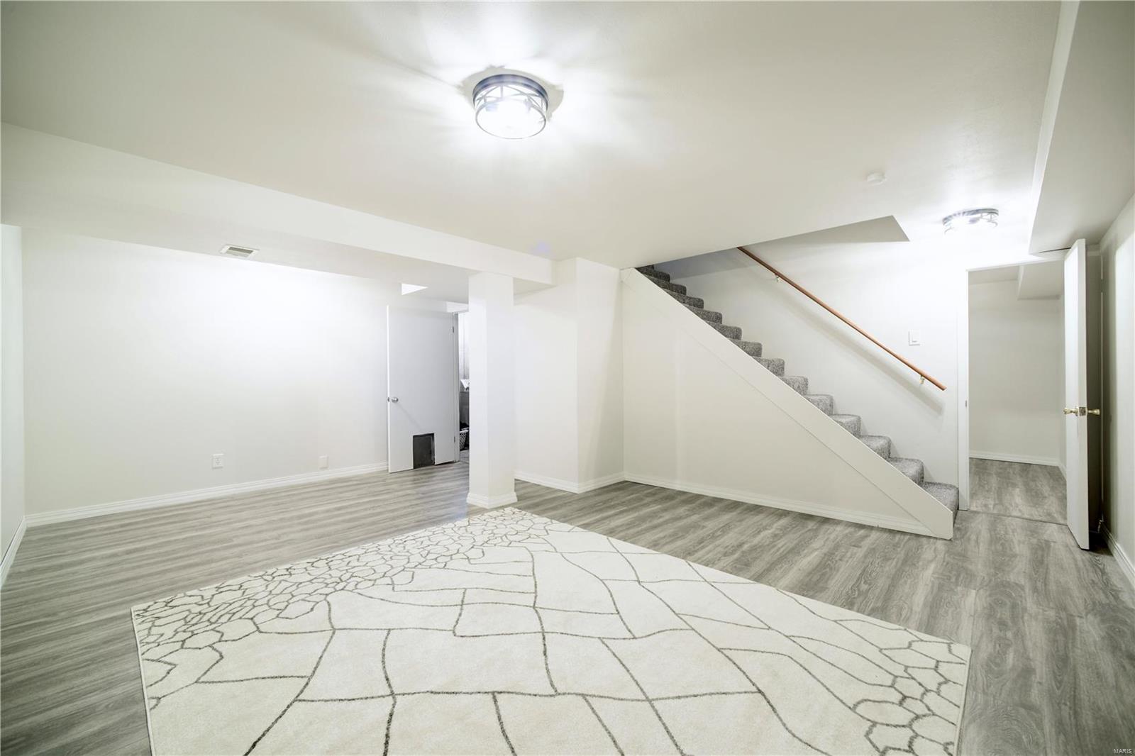 1618 Meadowside Drive St. Louis, MO 63146 - Photo 27 of 33