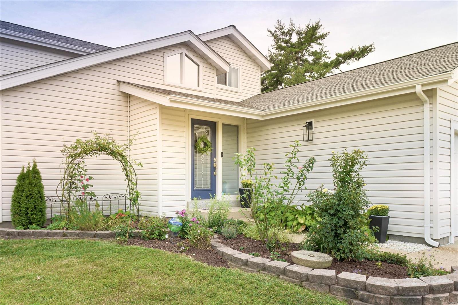 1618 Meadowside Drive St. Louis, MO 63146 - Photo 4 of 33