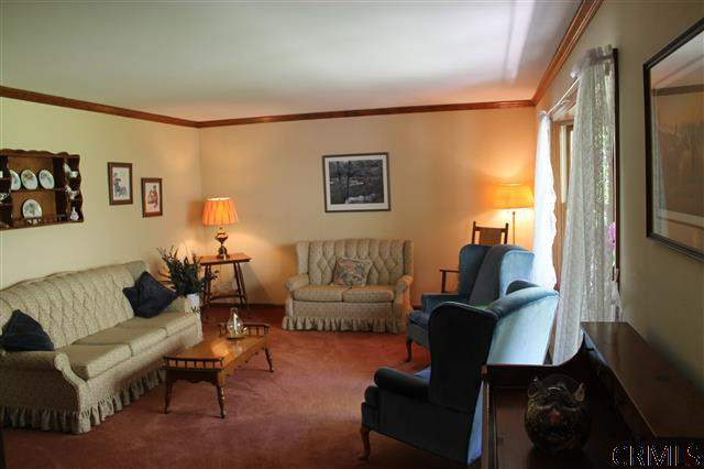 121 Ruhle Road North Malta, NY 12020 - Photo 4 of 22 Photo 4