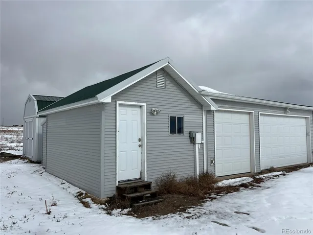 a view of houses with city view