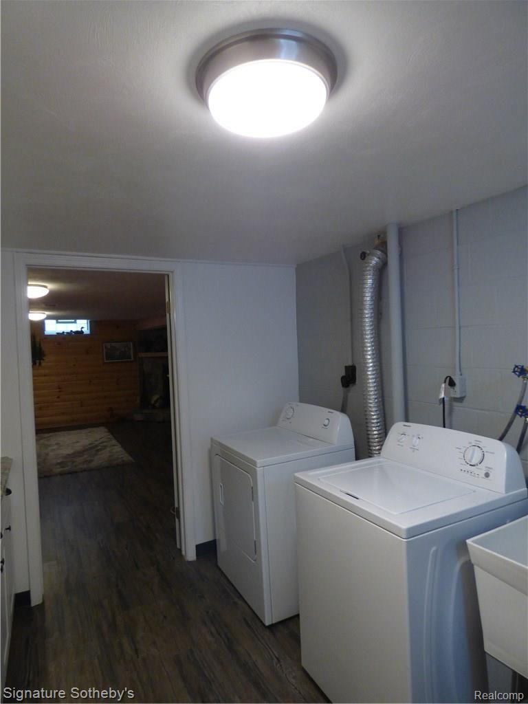 3747 Kenmore Road Berkley, MI 48072 - Photo 23 of 67 P1010965.JPG