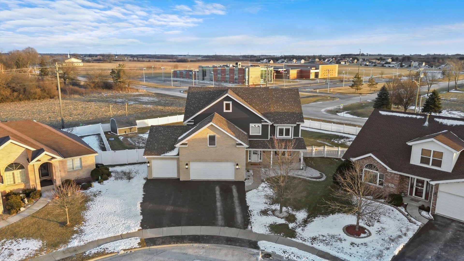 110 Sky View Lane Beecher, IL 60401 - Photo 52 of 53 a view of a city with ocean view