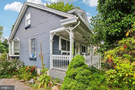 1637 Pennington Road Ewing, NJ 08618 - Photo 50 of 56 a view of a house with a yard