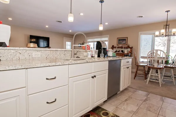 $279,900 | 1304 D McNally Drive, Winona, MN 55987