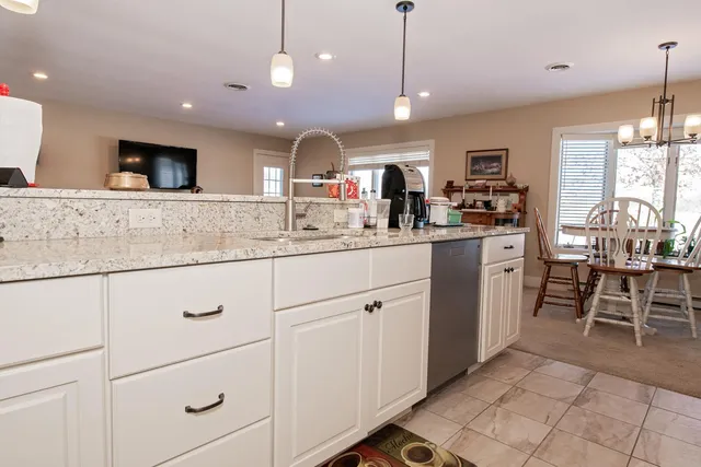 $289,900 | 1304 D McNally Drive, Winona, MN 55987