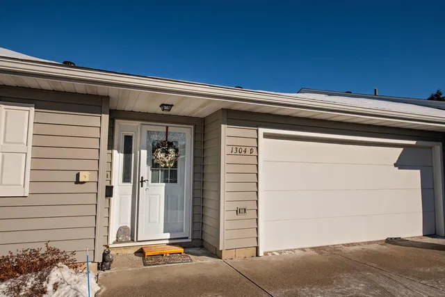 $289,900 | 1304 D McNally Drive, Winona, MN 55987