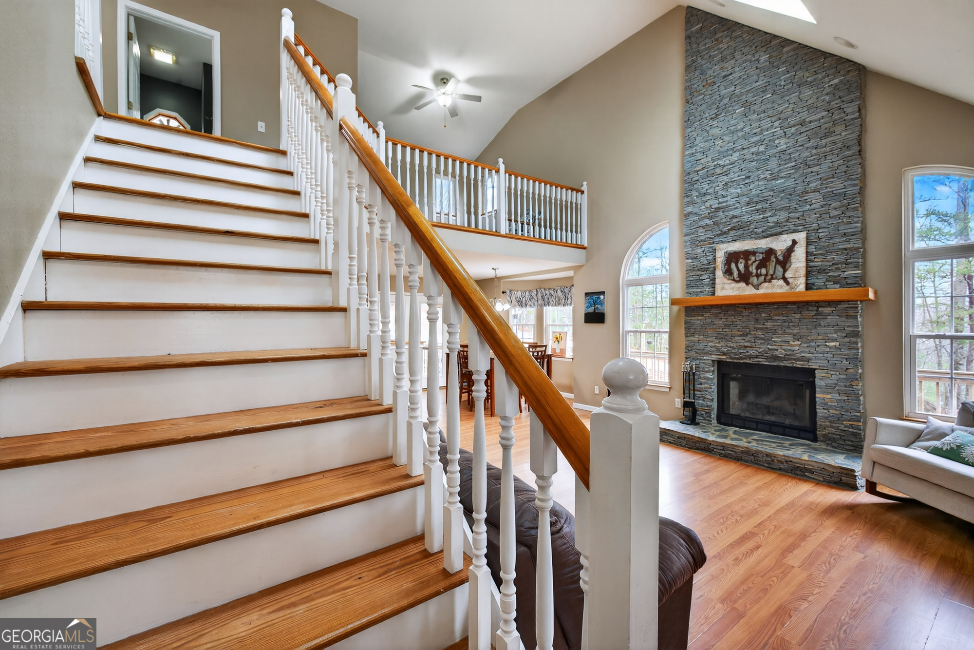 756 Gordon Thomas Road Blairsville, GA 30512 - Photo 23 of 65 a view of entryway and hall with wooden floor