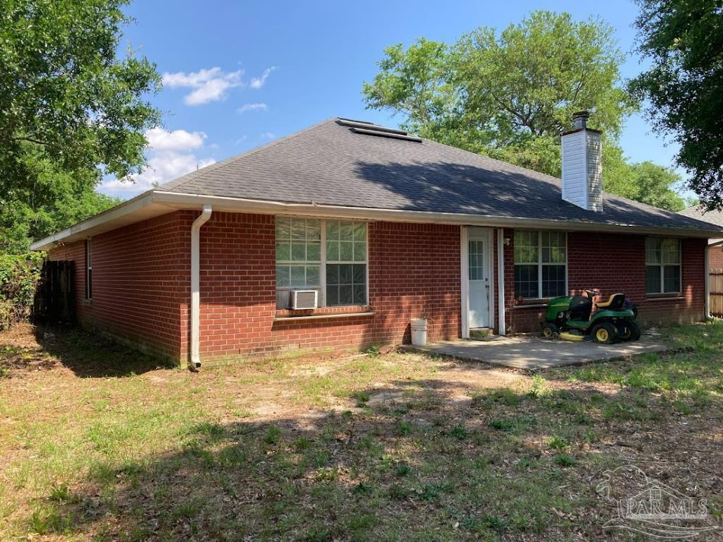 5215 Goshawk Drive Milton, FL 32570 - Photo 4 of 24