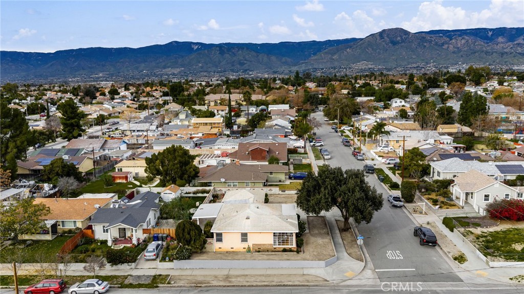 1203 Ohio Street Redlands, CA 92374 - Photo 25 of 27 an aerial view of residential house and green space