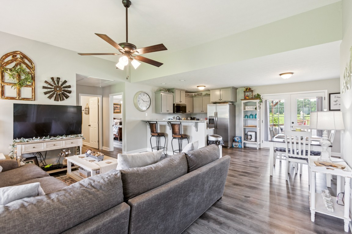 4510 Long Creek Road Lafayette, TN 37083 - Photo 3 of 25 a living room with furniture and a flat screen tv