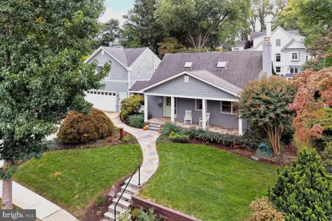 $1,325,000 | 10211 Oldfield Drive, Kensington, MD 20895
