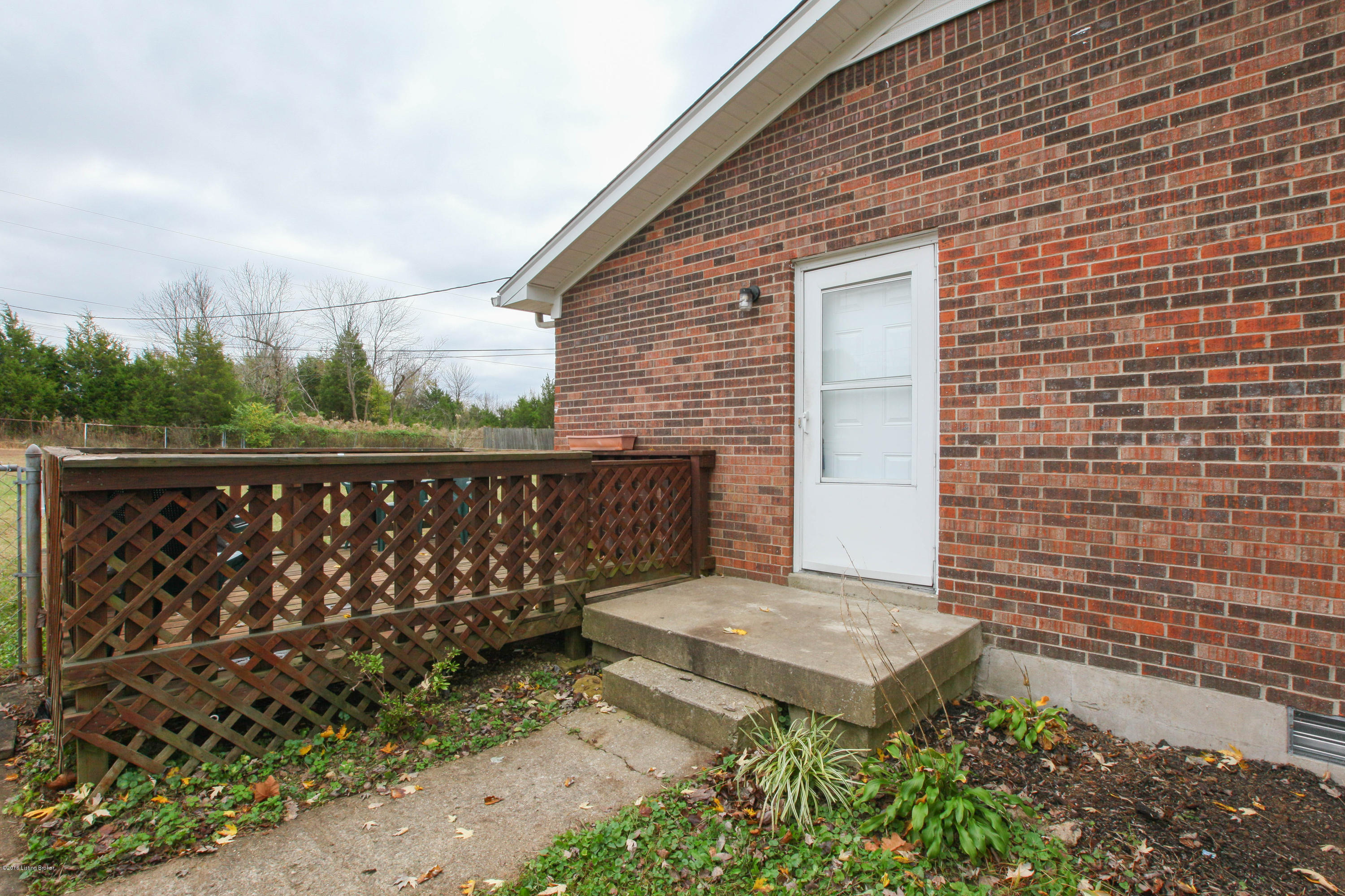 1227 Wales Run Road Mount Washington, KY 40047 - Photo 4 of 31 WalesRun-004
