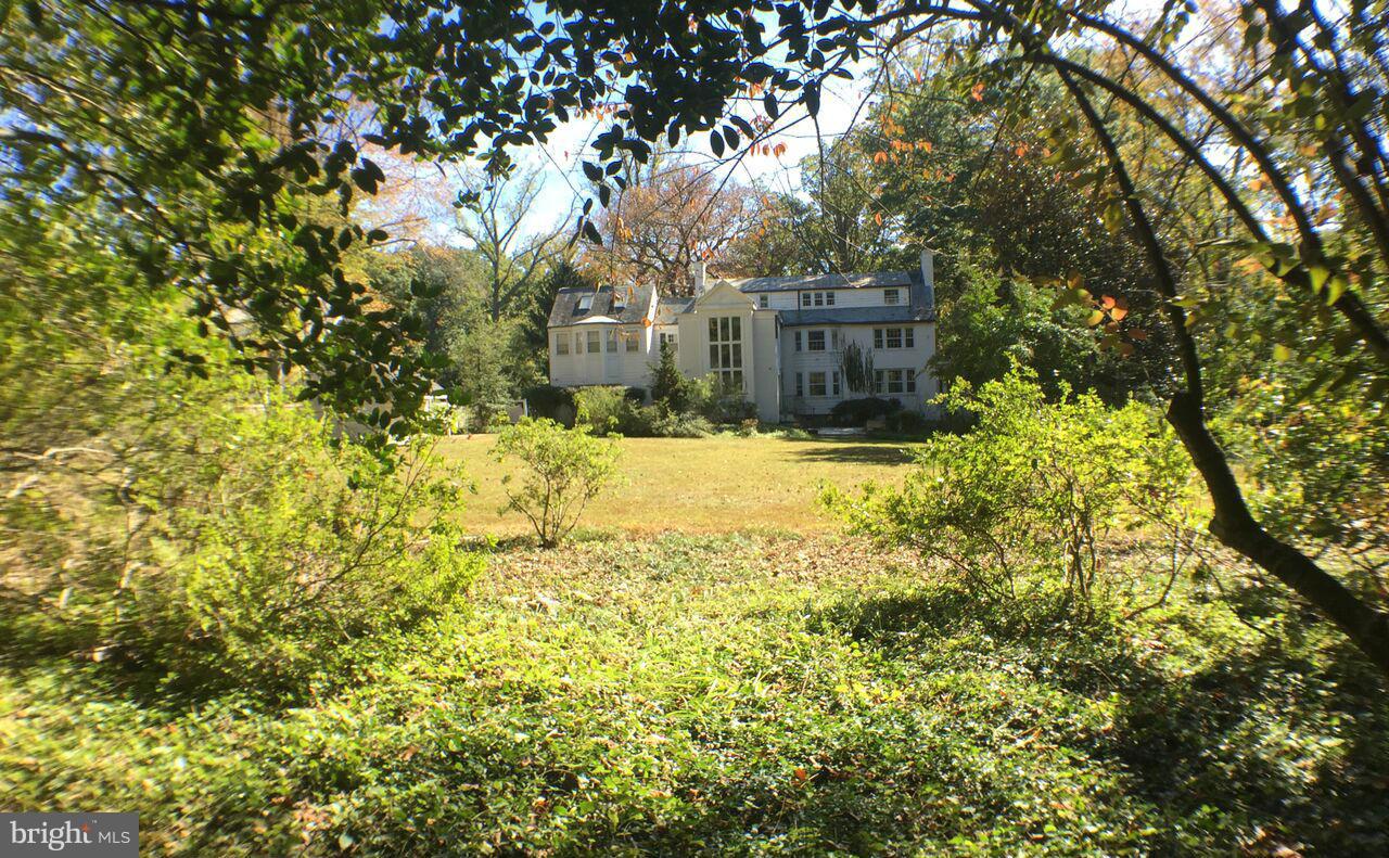 9108 Burning Tree Road Bethesda, MD 20817 - Photo 14 of 15 Exterior (Rear)