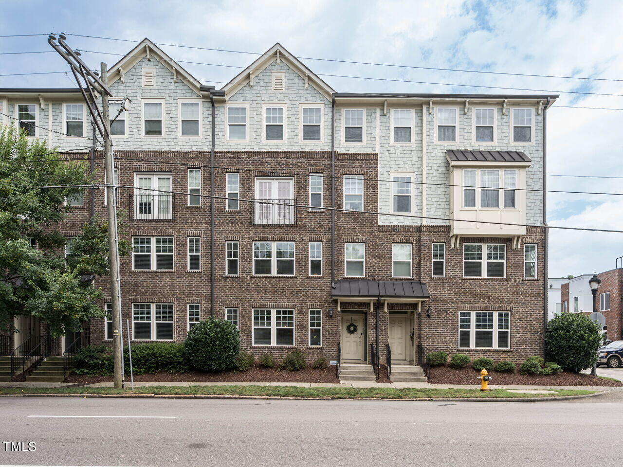 531 North Person Street, Unit 105 Raleigh, NC 27604 - Photo 2 of 25 a front view of a building