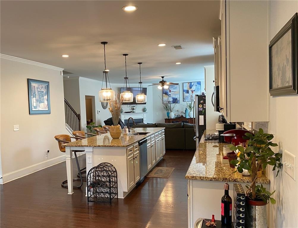 4806 Ralin Court Southwest Atlanta, GA 30331 - Photo 5 of 12 Gallery Image 5