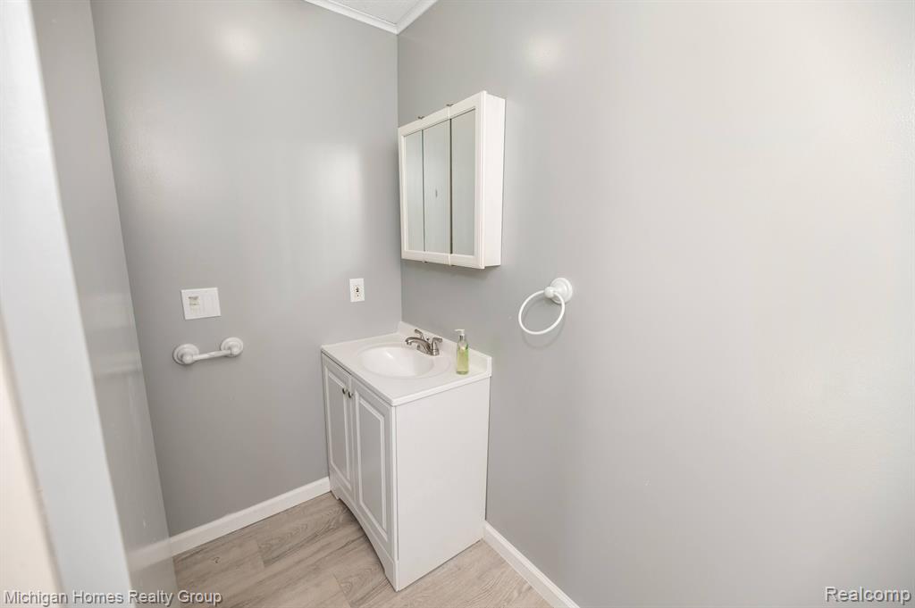 4267 Lippincott Road Lapeer, MI 48446 - Photo 16 of 61