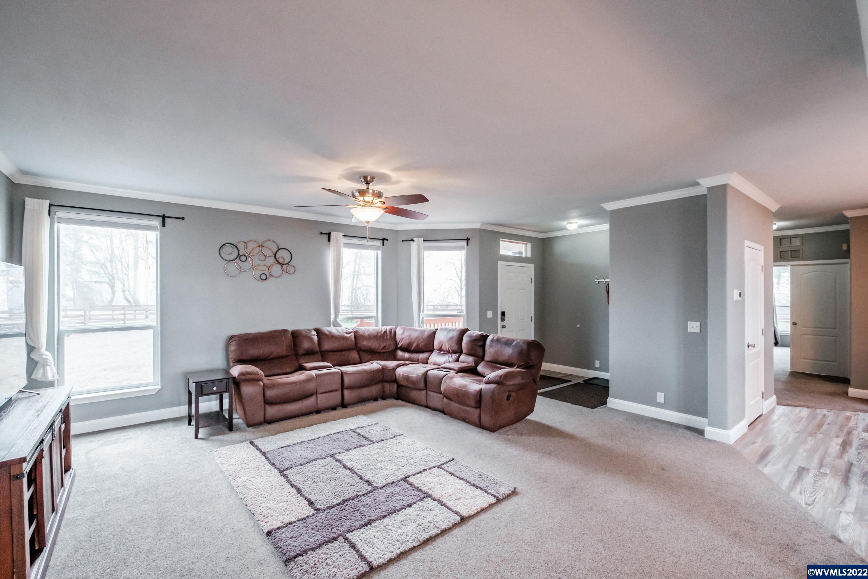 16541 Green Bridge Road Southeast Jefferson, OR 97352 - Photo 4 of 42 Gallery Image 4