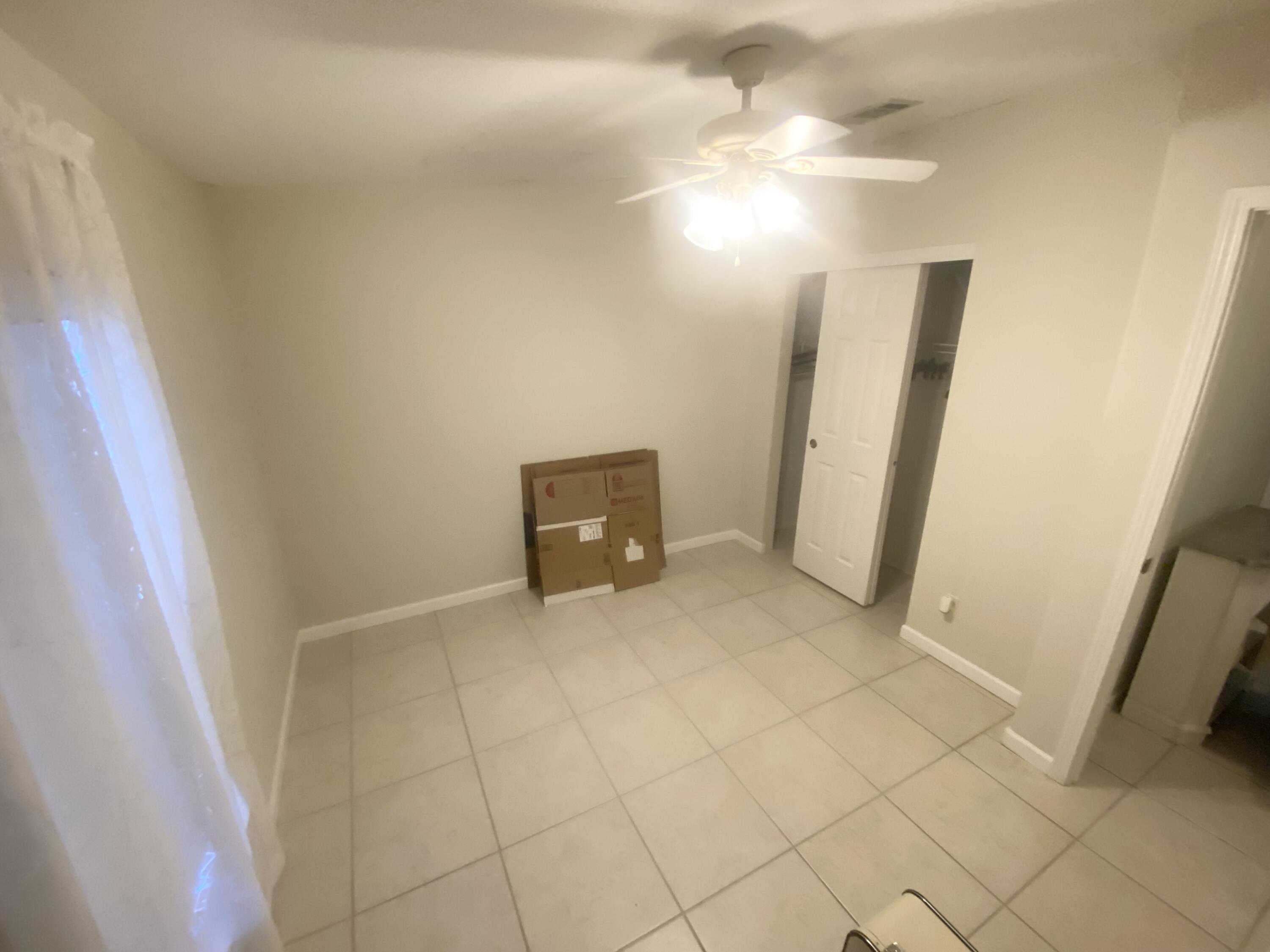 436 Tropical Isles Circle Fort Pierce, FL 34982 - Photo 7 of 16 IMG_4813