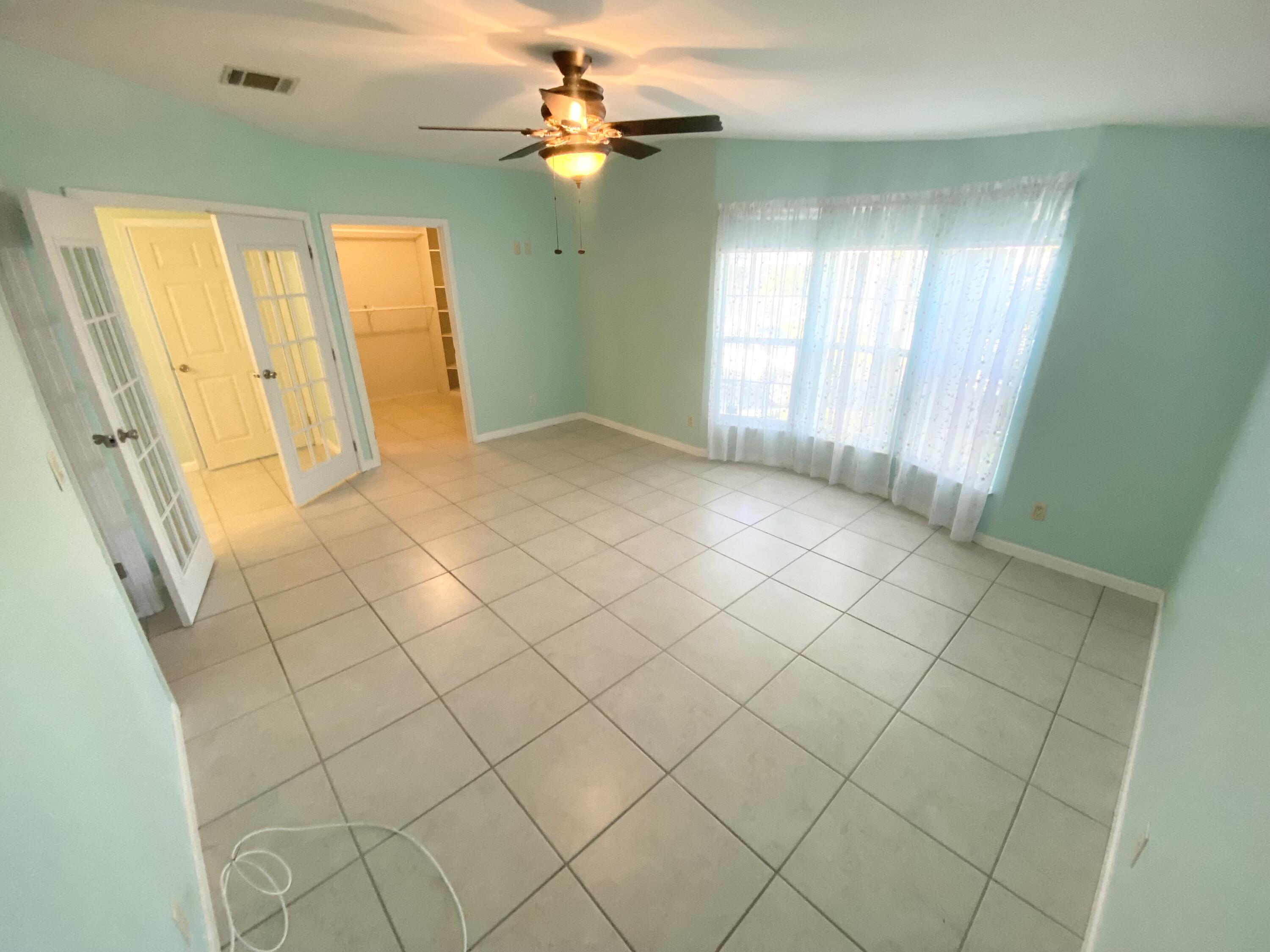 436 Tropical Isles Circle Fort Pierce, FL 34982 - Photo 10 of 16 IMG_4828