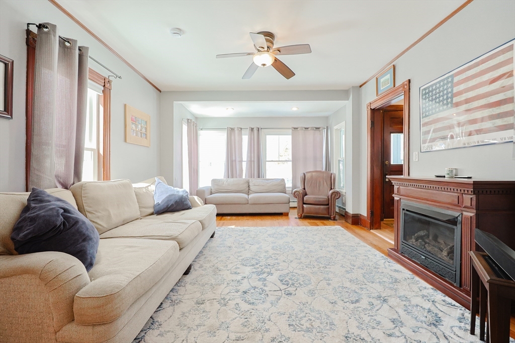 50 Riverside Place Walpole, MA 02081 - Photo 11 of 38